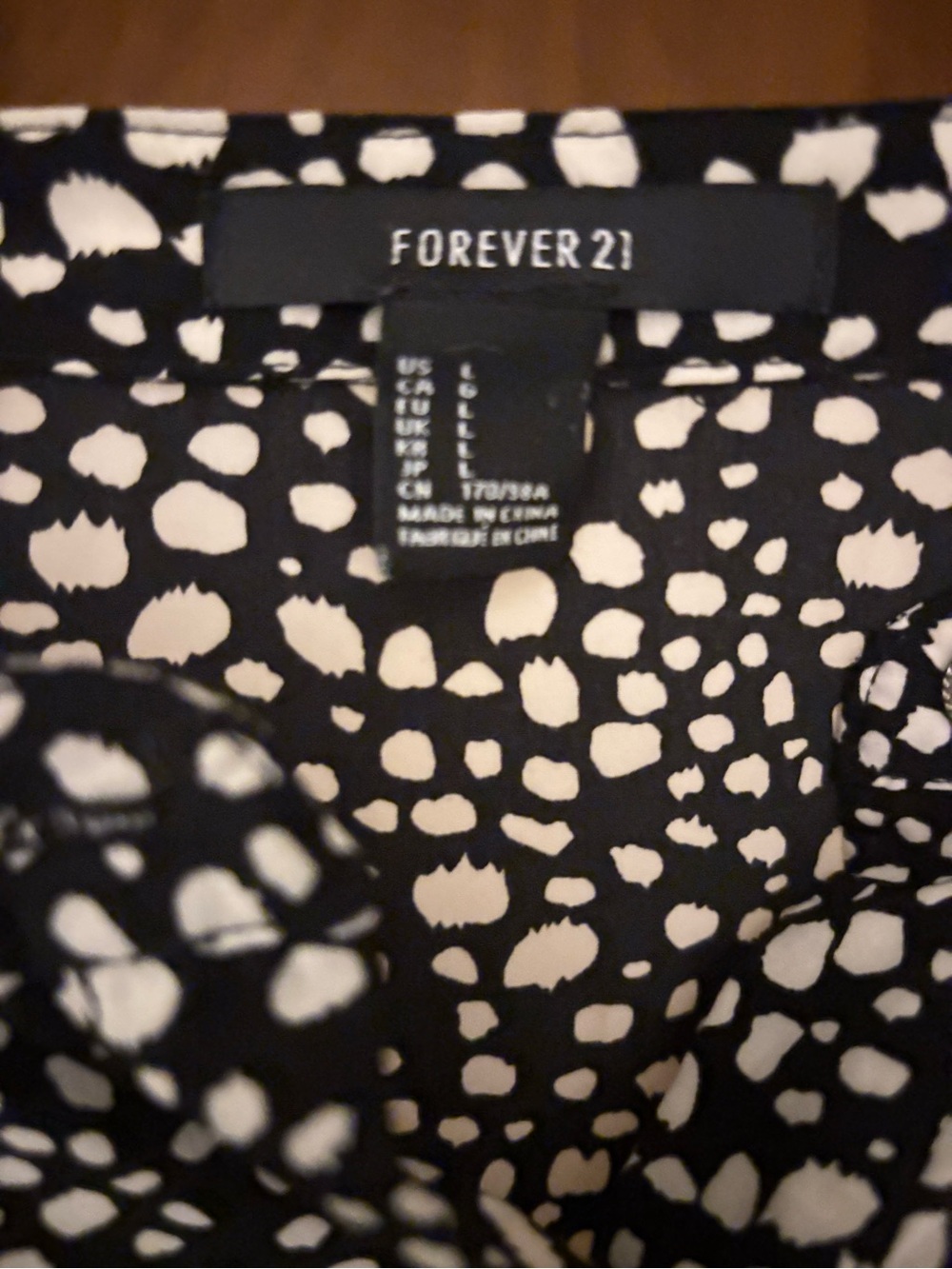 Forever 21 Black and White Long Sleeve Dot Shift Dress - Picture 4 of 4